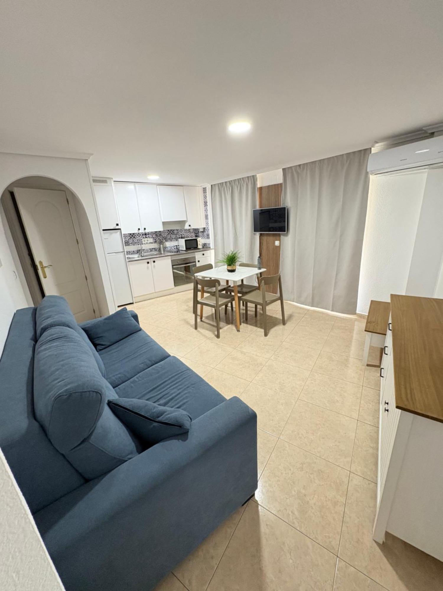 Apartamentos Carmela Benidorm Exterior foto